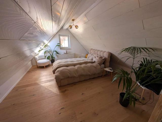 Voll Möbelierte 2,5 Zimmer Masionette Wohnung in Essingen