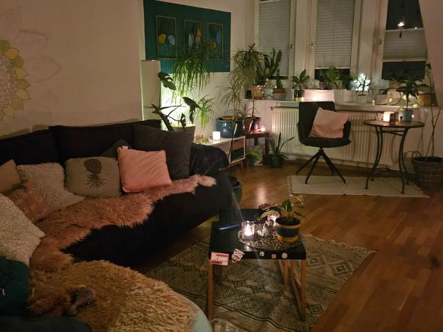 Voll möblierte 2 Zimmer DG Wohnung | ab sofort | Zeitmiete | 780€ warm | Voll möblie, Wiesbaden Amsterdam Apartments for Rent