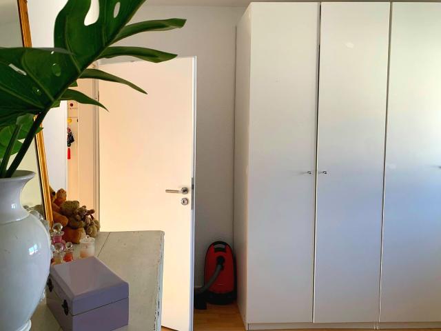 Voll Möblierte 3/4 Zimmer Wohnung mit Balkon in Friedrichsdorf/Hessen loft in Friedrichsdorf, Friedrichsdorf Amsterdam Apartments for Rent