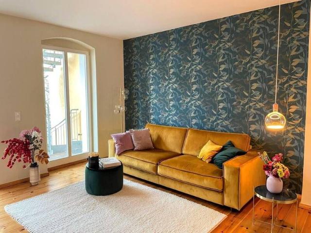 Voll möblierte 3 Zimmer Wohnung mit Balkon in Prenzlauer Berg / Fully furnished 3 room apartment