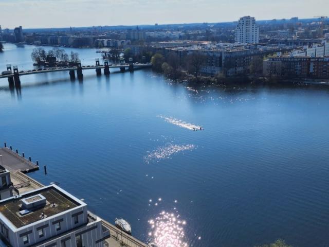 Voll möblierte 3 Zimmer Wohnung mit Balkon und Weitblick – Untervermietung in Berlin Spandau