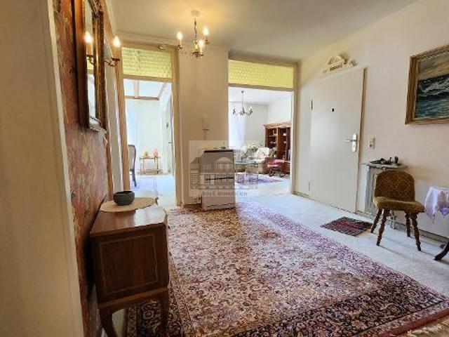 Voll möblierte 3 Zimmer Wohnung mit Lift, Balkon, Carport