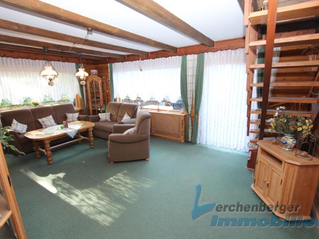 Voll möblierte Ferienwohnung in Feriendorfanlage im 1. OG mit großem Balkon und Stellplatz