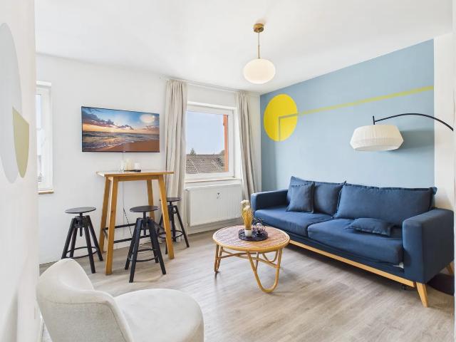 Voll möblierte Single Wohnung am Stadtrand!