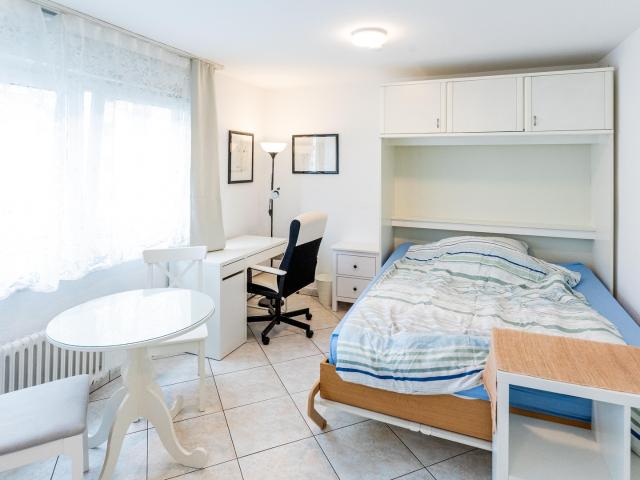 Voll möbliertes 1 Zimmer Apartment in Sachsenhausen – 1.099 € all inclusive, sofort frei