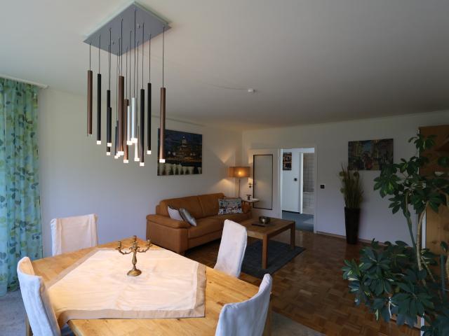 Voll ausgestattete 2,5 Zimmer Wohnung im Herzen von Bremen Schwachhausen inkl. Tiefgaragenstellplatz