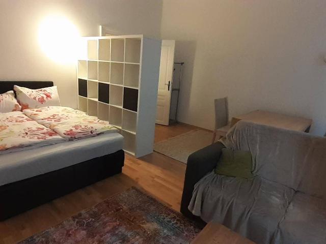 Voll ausgestattete, gemütliche 30m2 Wohnung zur Kurzzeitmiete nahe Hauptbahnhof