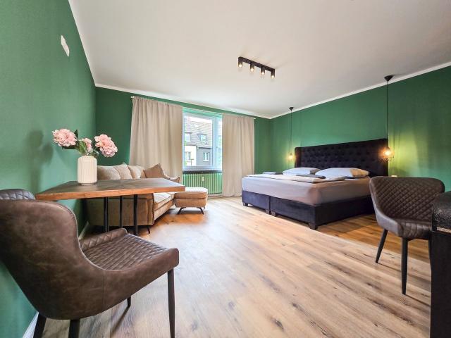 Voll ausgestattetes Apartment in Uninähe Düsseldorf Wersten, Dusseldorf Amsterdam Apartments for Rent