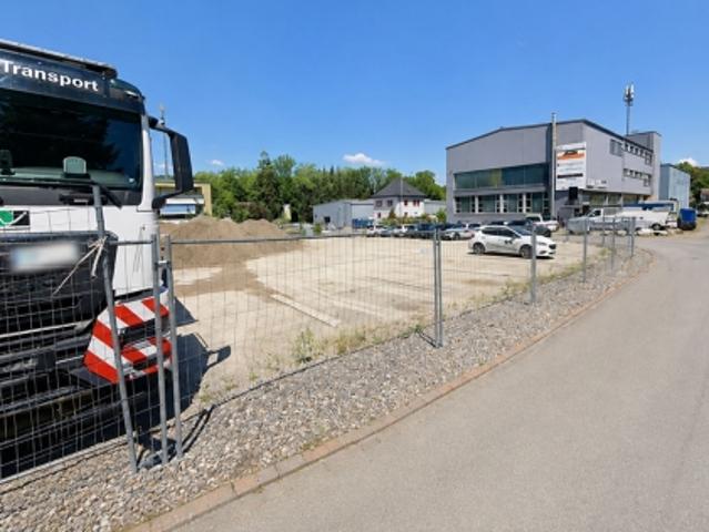 Voll erschlossene Gewerbeparzelle mit Neubaupotenzial in Gebenstorf