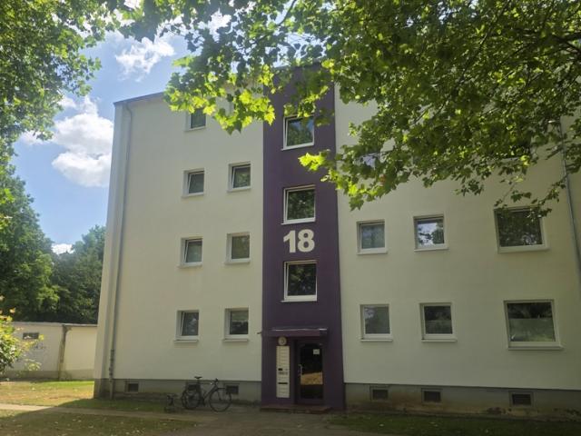 ! voll sanierte Eigentumswohnung in gepflegter Anlage !