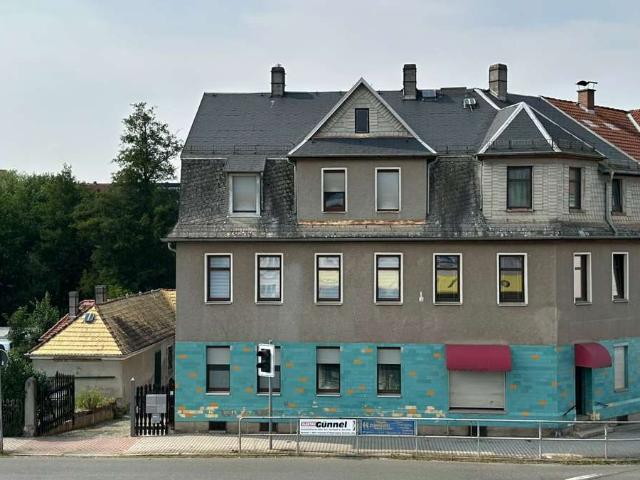 Voll vermietetes Mehrfamilienhaus Gewerbeeinheit Faktor 10