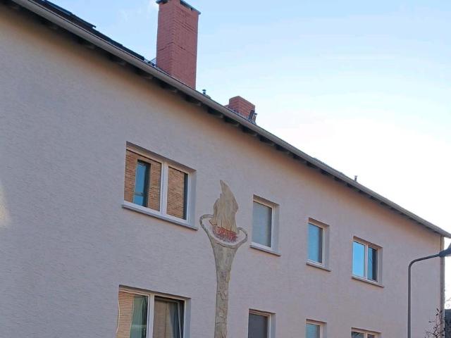 Voll vermietetes Mehrfamilienhaus Kapitalanlage Messenähe