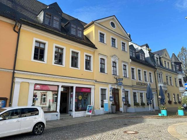 Voll vermietetes Wohn und Geschäftshaus in der großen Kreisstadt!