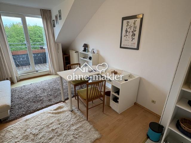 Vollausgestattete Wohnung mit Küche und Balkon