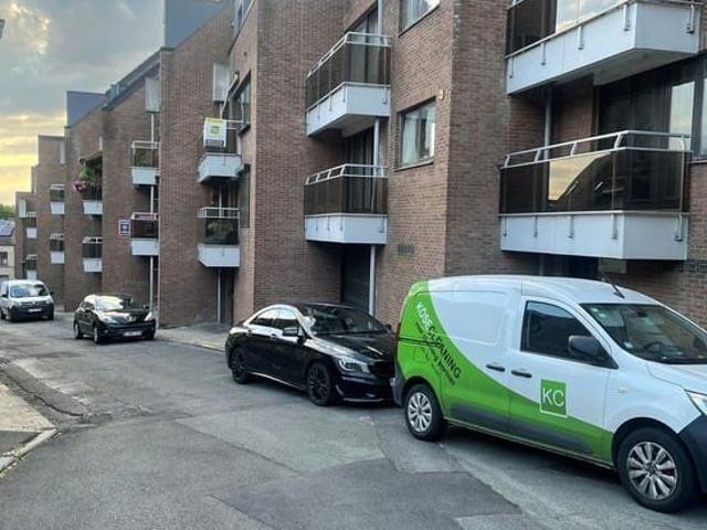 Volledig vernieuwd appartement met 2 terrassen