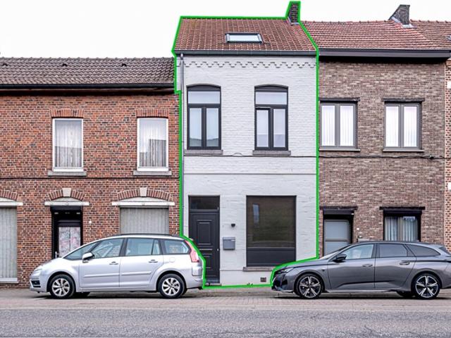 VOLLEDIG GEMEUBELDE WONING TE HUUR VLAKBIJ HET CENTRUM VAN SINT TRUIDEN
