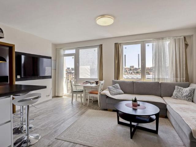 Volledig gerenoveerd appartement