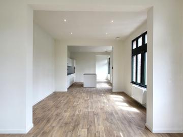 Volledig gerenoveerd appartement met 2 slaapkamers in het hart van Gent