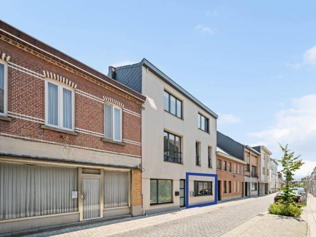 Volledig gerenoveerde studio in het centrum van Opwijk