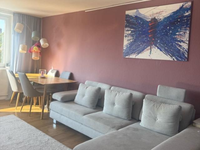 völlig ausgestatte Wohnung zur Untermiete