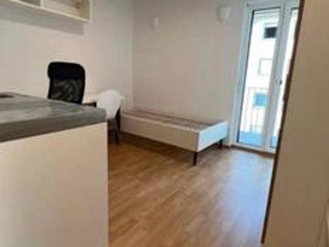 Vollmobilierte 1 Zimmer Wohnung mit Balkon in Nürnberg