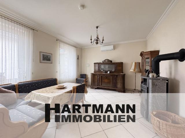 Vollmöbilierte 2,5 Zimmer Wohnung Perfekt für Studenten