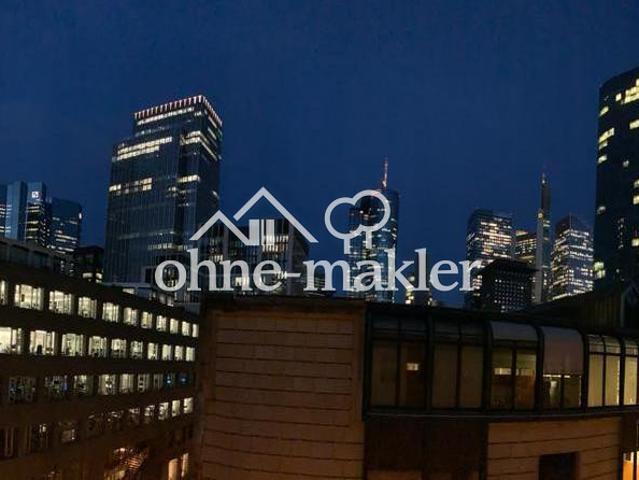 Vollmöblierte sonnige 2,5 Zimmer Wohnung mit Skyline Blick