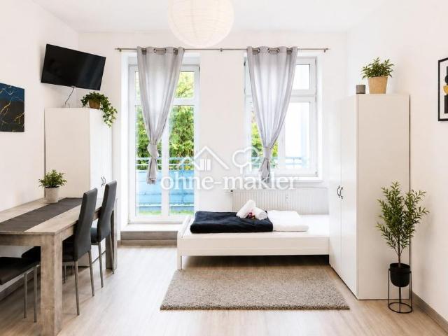 Vollmöblierte Wohnung mit Balkon / Glasfaser Internet Uninah / Stadtnah / Nahe Autobahn