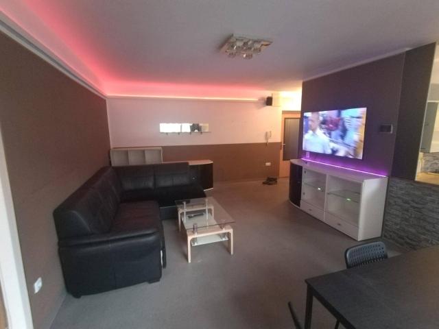 Vollmöblierte 1 Zimmer Wohnung mit Home Office • Top Lage 1150 Wien