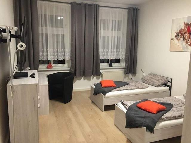 Vollmöblierte 2 Raum Wohnung