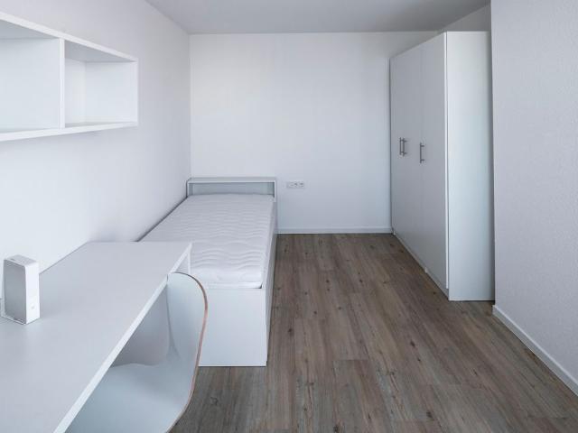 Vollmöbliertes 1 Zimmer Apartment mit fantastischer Aussicht sucht Mieter auf Zeit