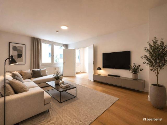 VOLLSANIERTE 3 Zimmer Wohnung ca 82 m², Top Lage