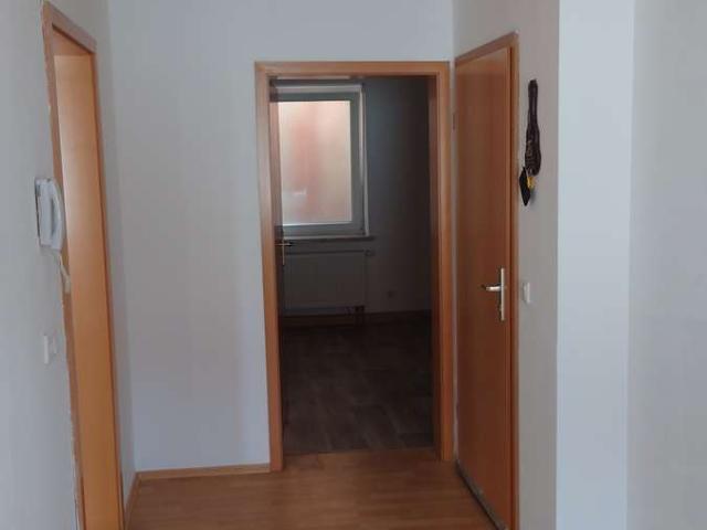 Vollsanierte 2,5 Raumwohnung in 04808 Lossatal OT Körlitz zu vermieten