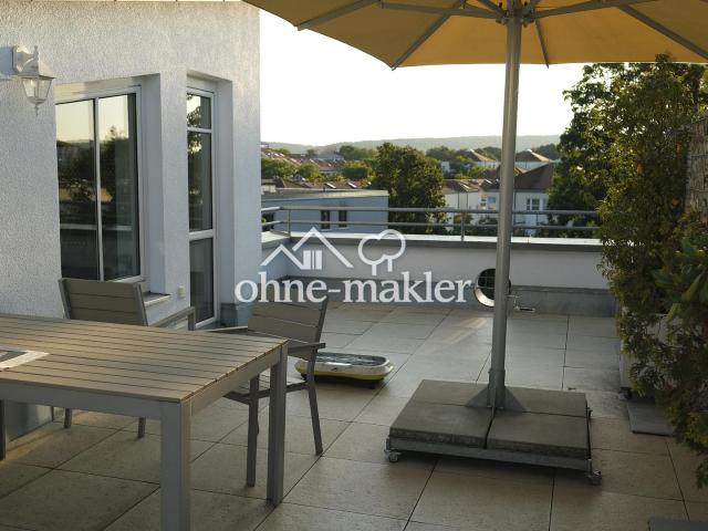 Vollsanierte Dachterrassen Maisonette im begehrten Regensburger Westen