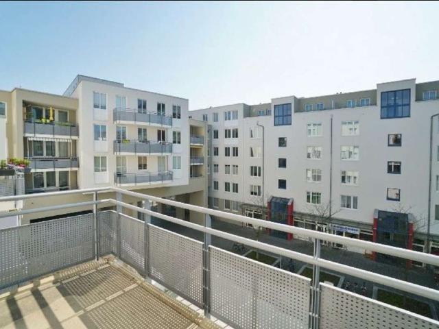 Vollständig möblierte 2 Zimmer Wohnung mit Garage in Fennpfuhl verfügbar ab dem 1. Januar 2027