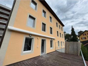 Vollständig renovierte Investitionsimmobilie im Zentrum von Saint Imier