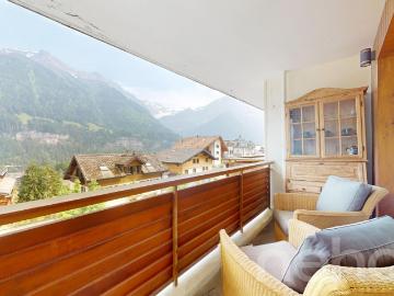 Champery, Bezirk Monthey, Wallis - Parkplatz