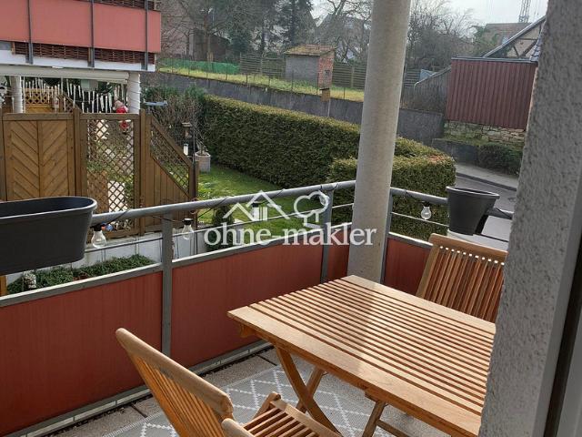 Vollständig renovierte 2 Zimmer Wohnung mit Balkon, Einbauküche + TG in Filderstadt Bonlanden
