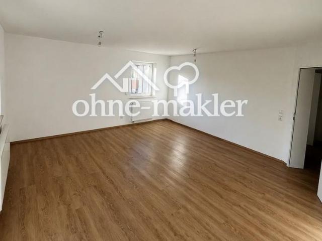 Vollständig renovierte 3 Zimmer Wohnung