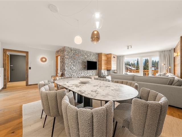 Vollständig renovierte 3 Zimmer Wohnung im Crans Center und in der Nähe der Skilifte