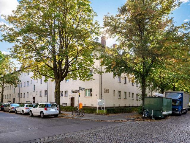 Vollständig sanierte 2 Zimmer Wohnung in Tempelhof West