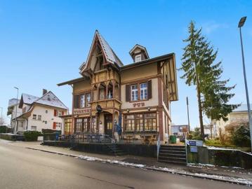 VOLLVERMIETETES MEHRFAMILIENHAUS IN HUTTWIL