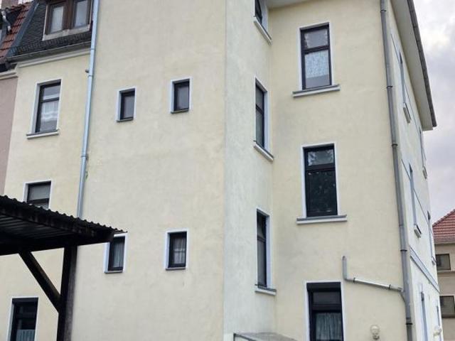 MFH mit Garagen, Hinterhaus und einem extra Grundstück!