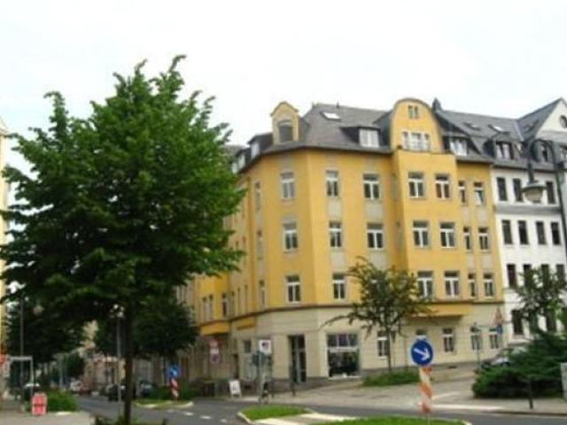 Vollvermietetes und saniertes Renditeobjekt mit Balkonen und Aufzug in zentraler Lage