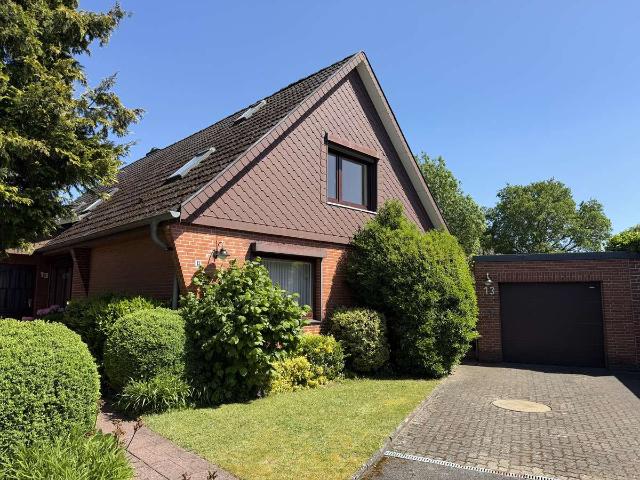 Vorzeigbares und bestens familiengerechtes Ein /Zweifamilienhaus in Sackgassenendlage!