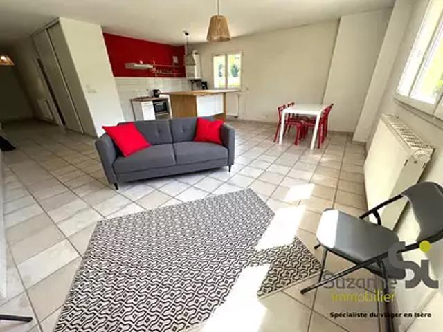 Voreppe 38340 Location appartement 2 pièces t2 parking