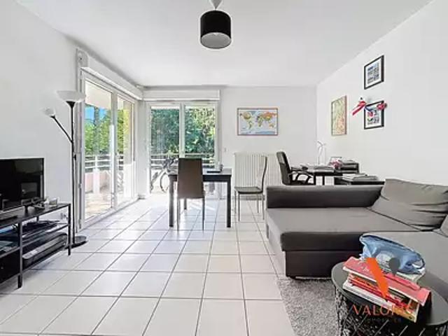 Voreppe 38340 Location appartement 2 pièces t2 parking
