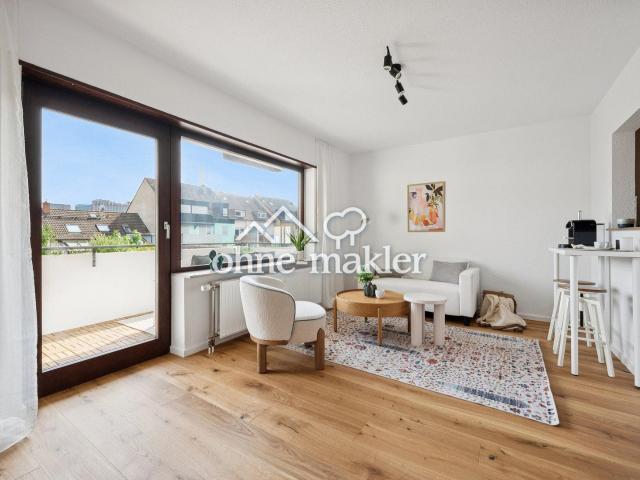 Vorne Stadt, hinten grüne Gärten – 2 Zimmer in Neckarau mit Balkon