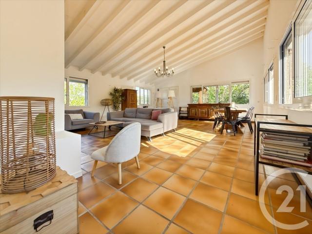 Votre agence Century 21 DARY Immobilier à Calvi a le plaisir. 319m² Calvi