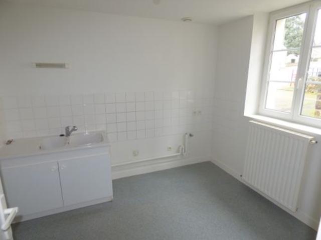 Votre agence France Loire Aubigny S/Nère vous propose cet appartement à la location sur la commune de Barlieu